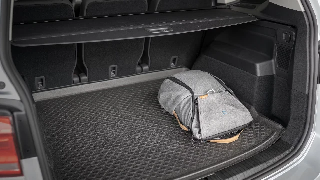 Organizing Myths Busted: What Really Helps Keep Your Car Tidy